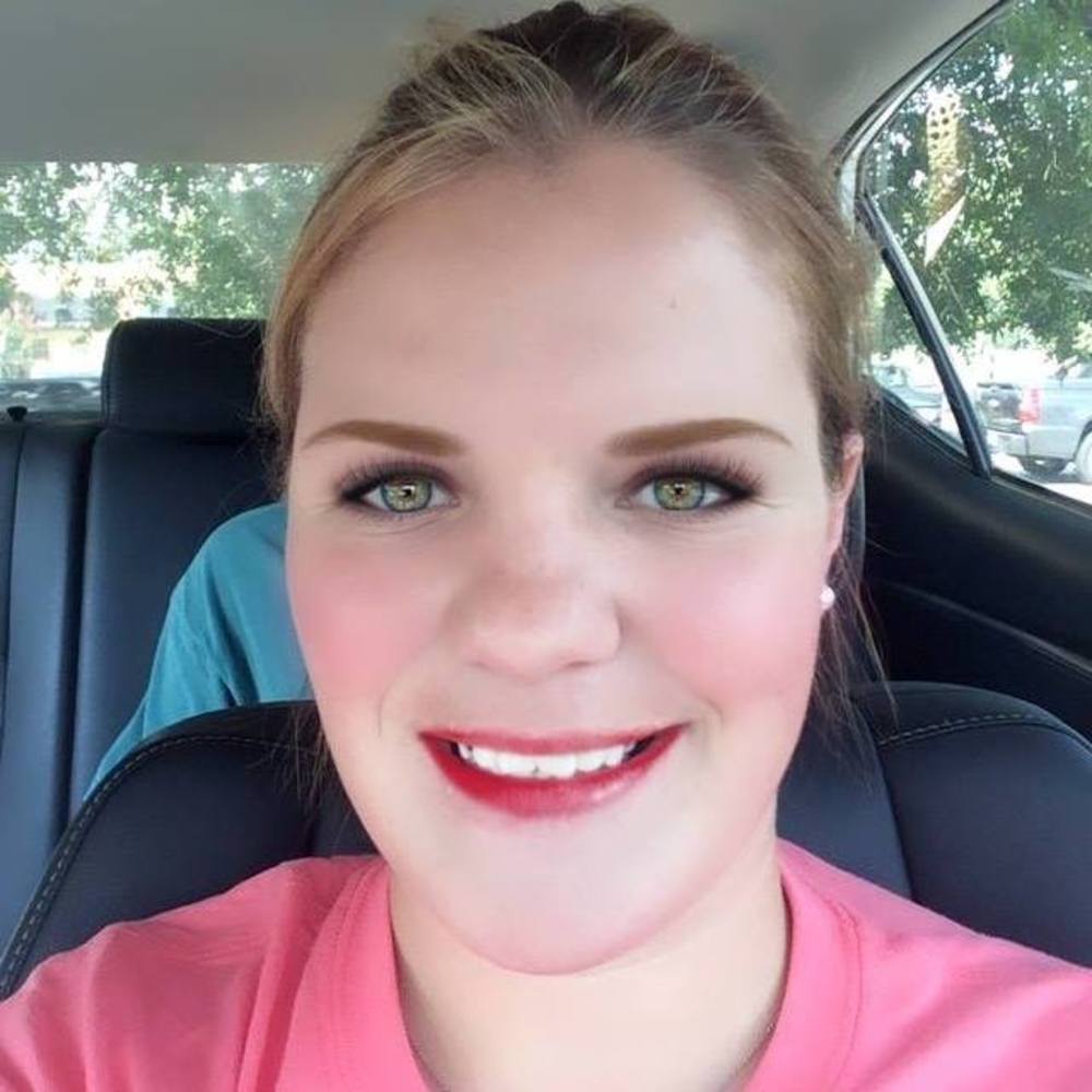 Meet your Posher, Elizabeth